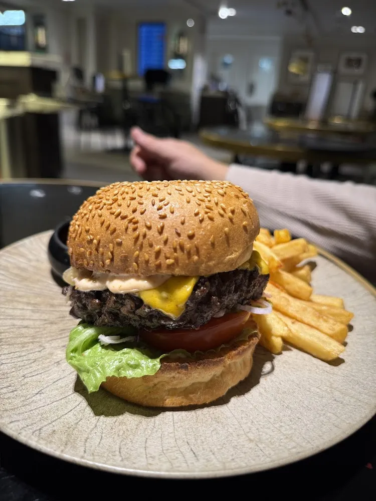 Burger de Boeuf Et Ses Frites